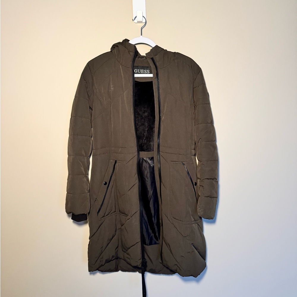 GUESS Women's Knee Length Heavy Puffer Coat with Faux Fur Trimmed Hood